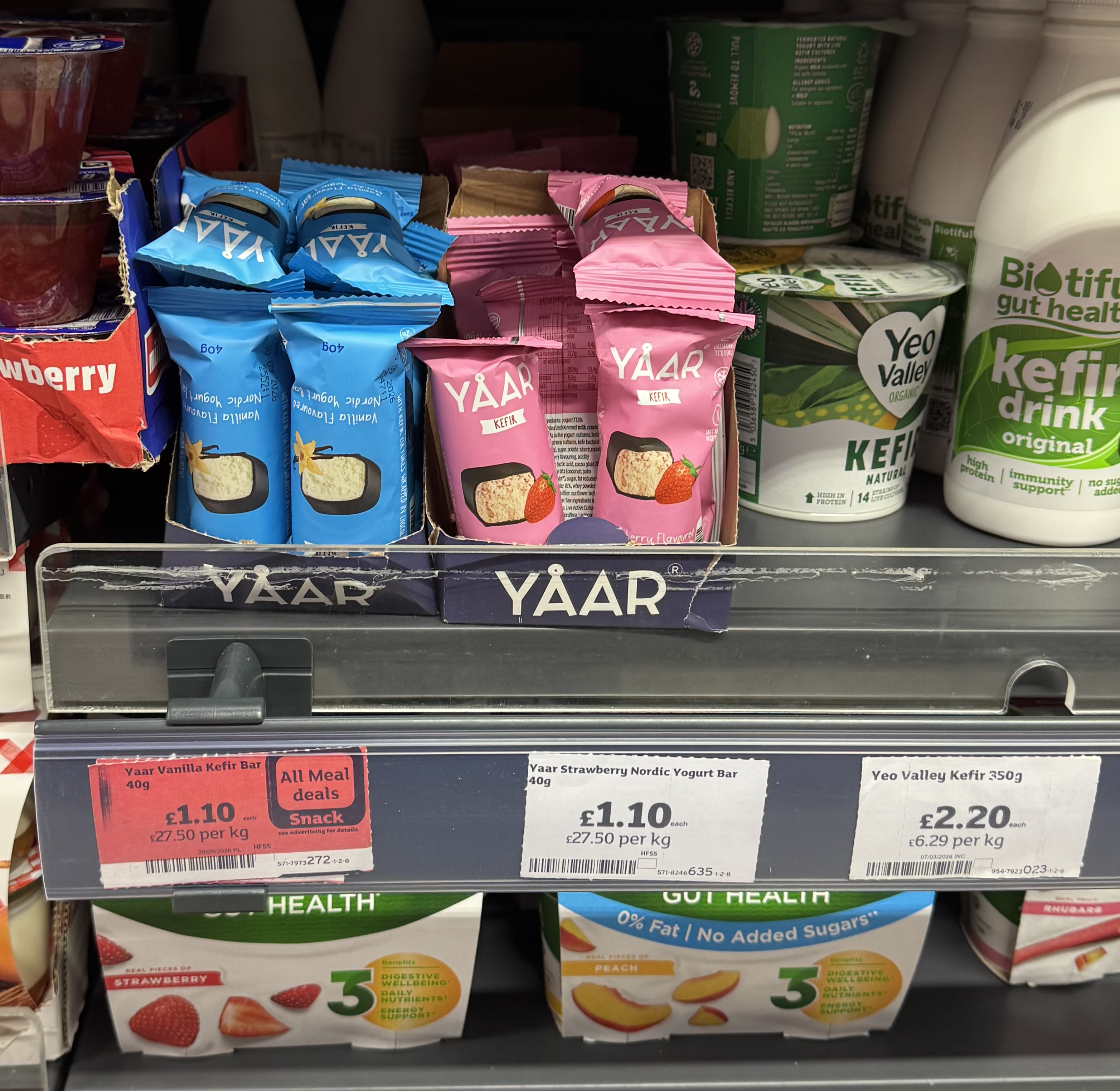 YAAR Vanilla and Strawberry single bars on a UK shop shelf